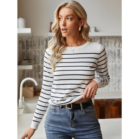 Striped Button Detail preppy knit Sweater black white - Picture 6 of 6